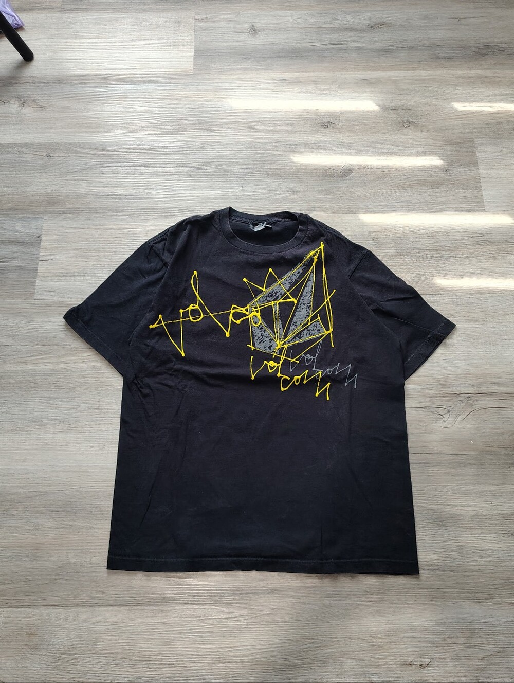 Y2K Volcom Paint Tee